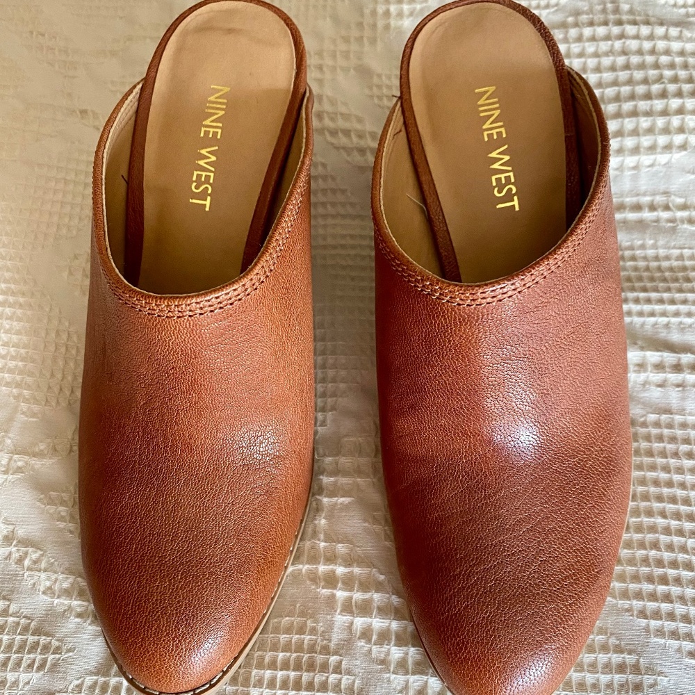 Size 5 Nine West Women's Leather Mules